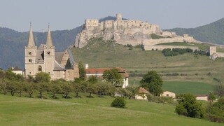Spišský hrad Spiš 1140 px (TASR Milan Kapusta)